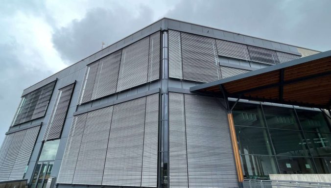 Das Sonnenschutz Unternehmen Montarollo in Salzburg fertigt Raffstore auf Maß an.